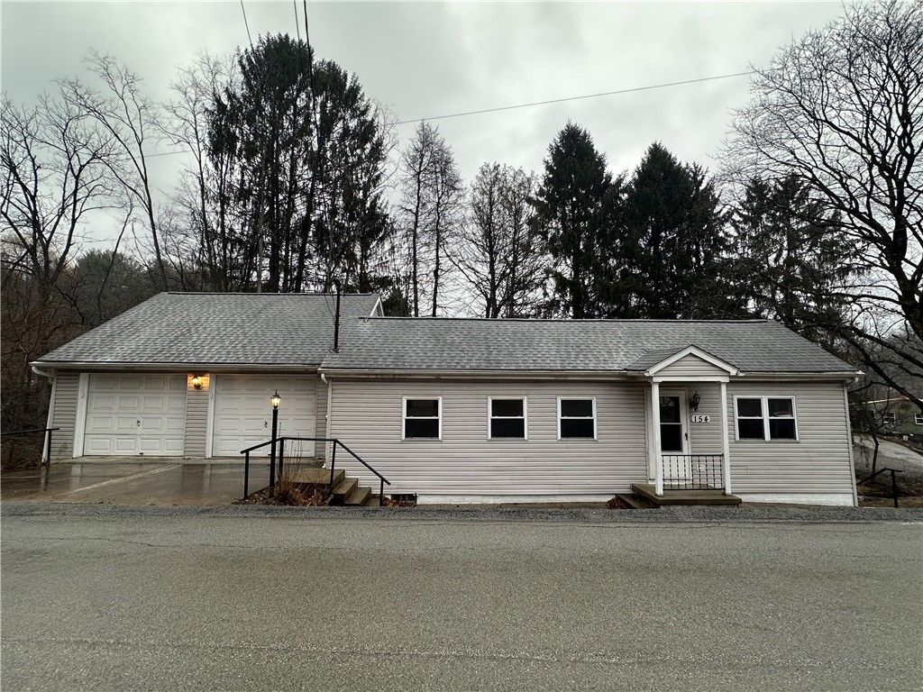 154 Ashbaugh Road, Jeannette, PA 15644