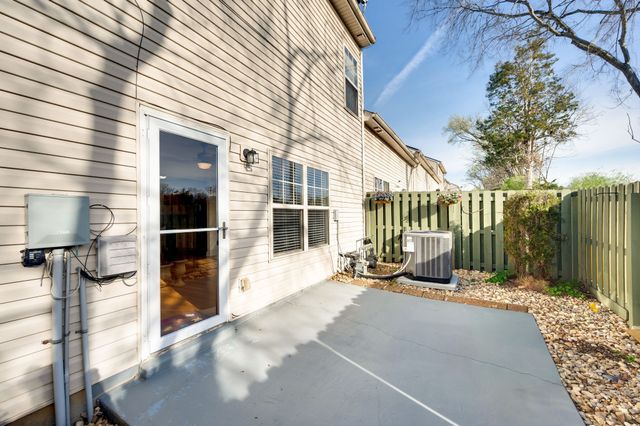 735 Tulip Grove Rd Apt 331, Hermitage, TN 37076