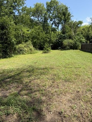 931 E Jefferson Street, Van Alstyne, TX 75495