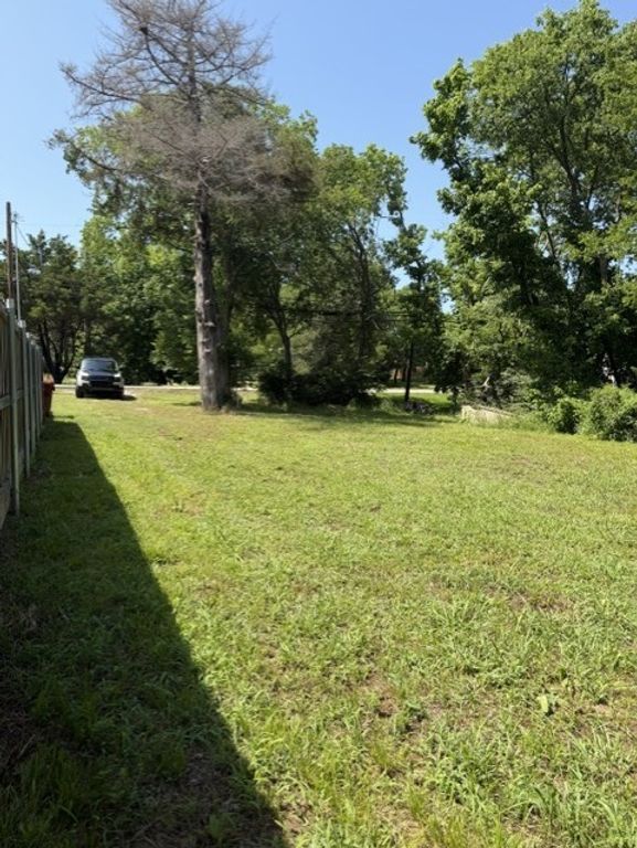 931 E Jefferson Street, Van Alstyne, TX 75495
