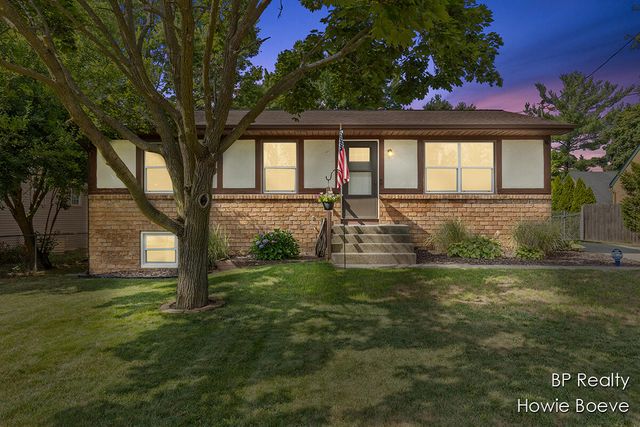 4383 40th Street SW, Grandville, MI 49418