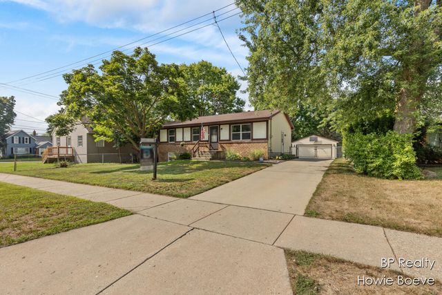 4383 40th Street SW, Grandville, MI 49418