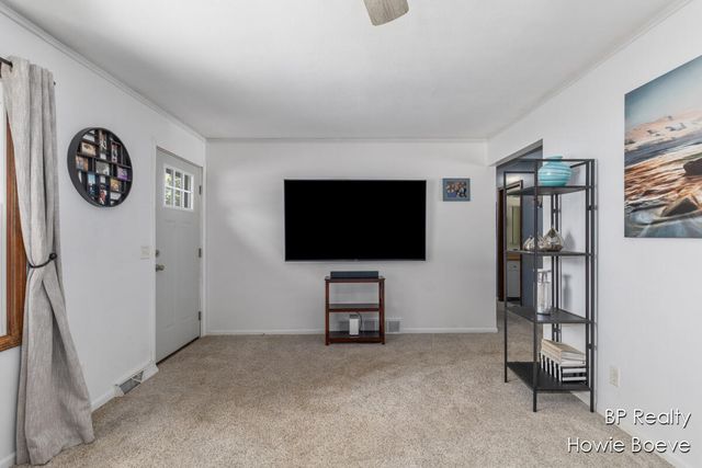 4383 40th Street SW, Grandville, MI 49418