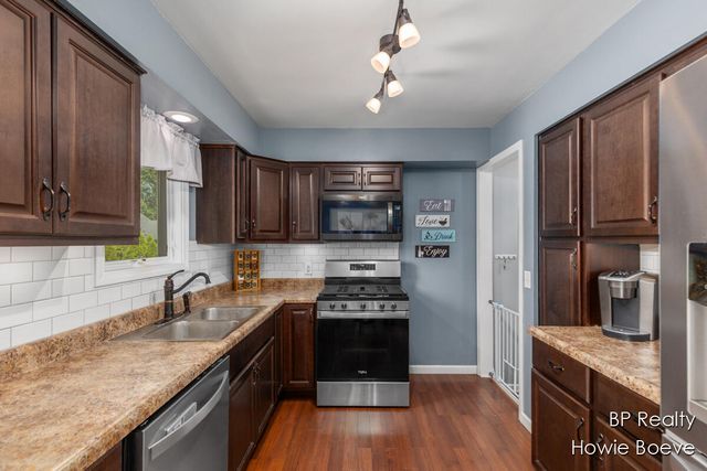 4383 40th Street SW, Grandville, MI 49418