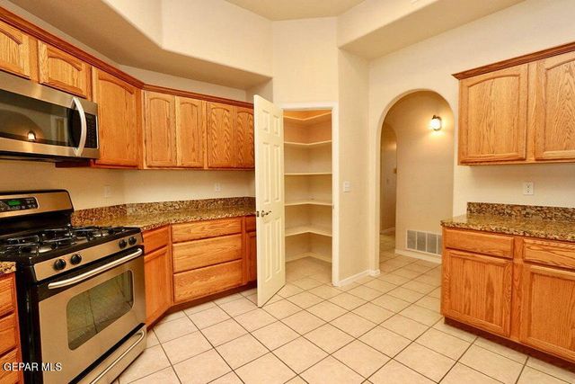 1455 CHEROKEE RIDGE Drive, El Paso, TX 79912