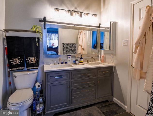 21 CEDARCONE CT, Nottingham, MD 21236