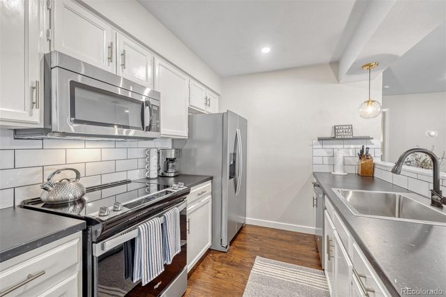 3600 S Pierce Street 2-102, Lakewood, CO 80235