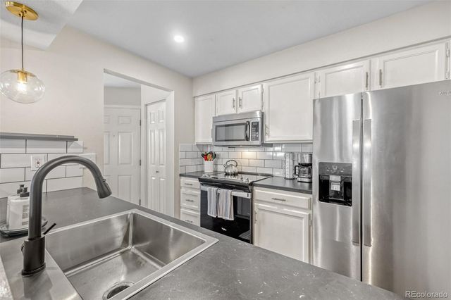 3600 S Pierce Street 2-102, Lakewood, CO 80235