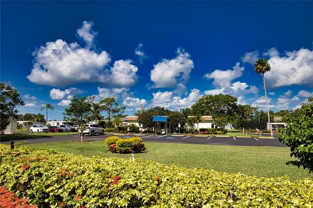 611 LA JOLLA CIRCLE, North Port, FL 34287