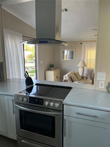 611 LA JOLLA CIRCLE, North Port, FL 34287