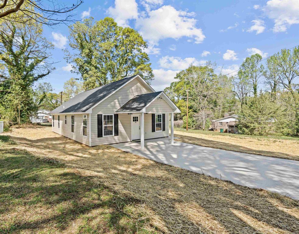 18 Gordon Street, Spartanburg, SC 29301