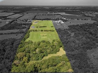 80 E 1600 Road, Baldwin City, KS 66006