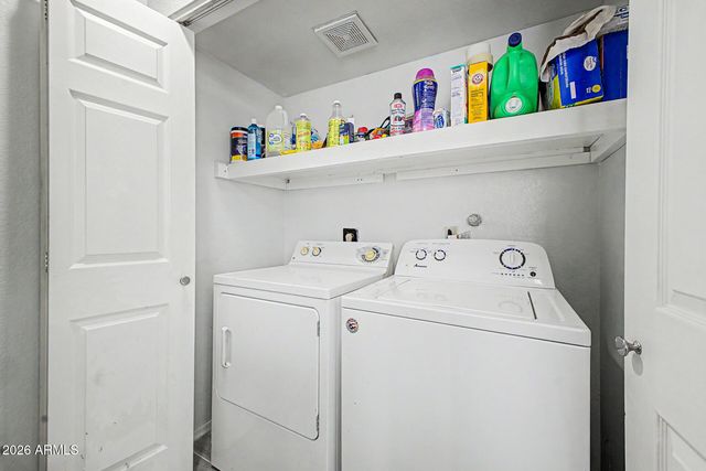 619 E JENSEN Street 32, Mesa, AZ 85203