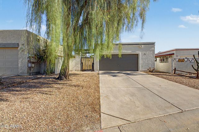 619 E JENSEN Street 32, Mesa, AZ 85203
