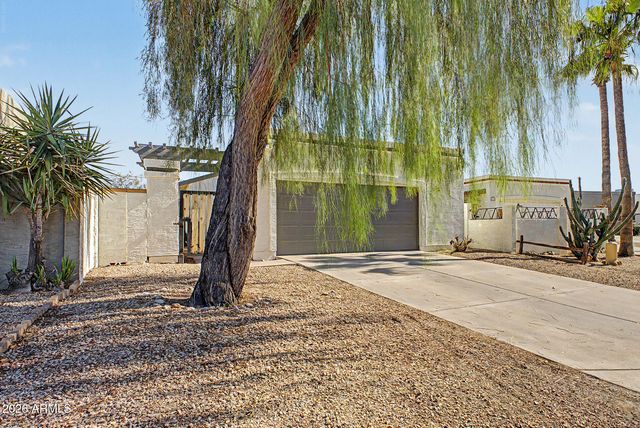 619 E JENSEN Street 32, Mesa, AZ 85203