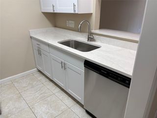 4645 Wild Indigo Street 366, Houston, TX 77027