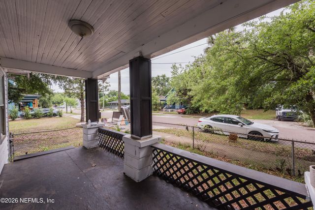 1045 E 11TH Street, Jacksonville, FL 32206