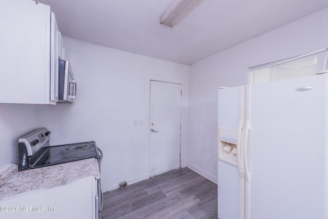 1045 E 11TH Street, Jacksonville, FL 32206
