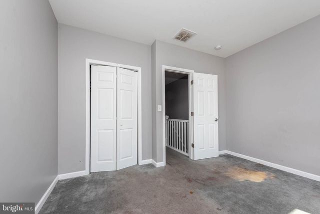 2118 E HOFFMAN ST, Baltimore, MD 21213