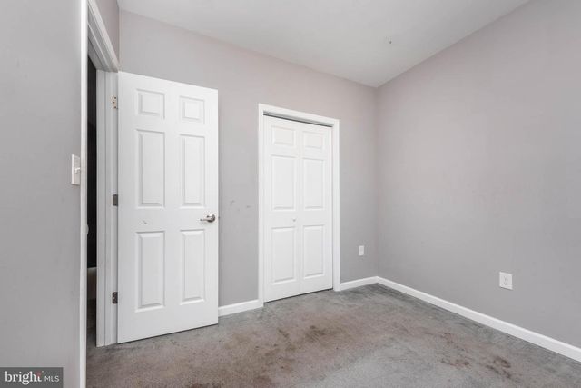 2118 E HOFFMAN ST, Baltimore, MD 21213