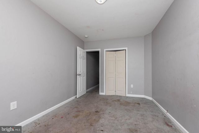 2118 E HOFFMAN ST, Baltimore, MD 21213