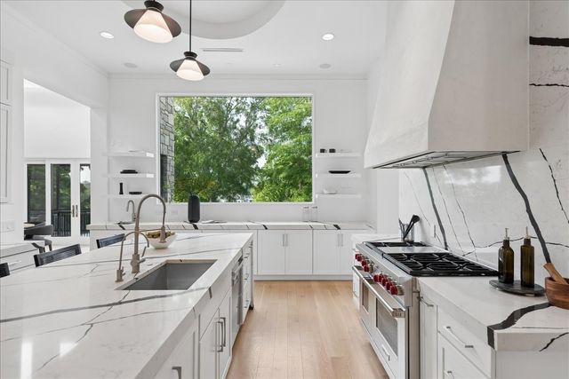 7 Colonel Winstead Dr, Brentwood, TN 37027