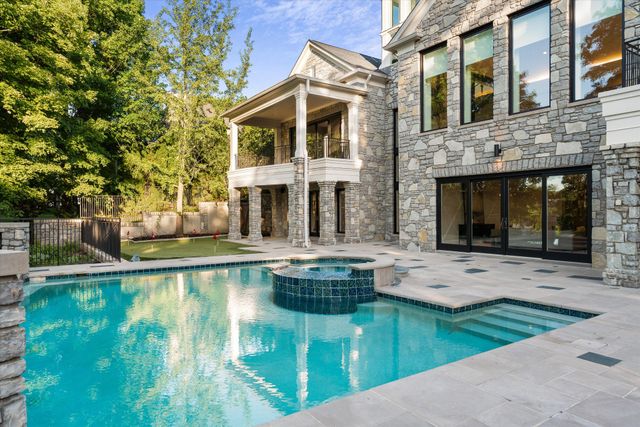 7 Colonel Winstead Dr, Brentwood, TN 37027