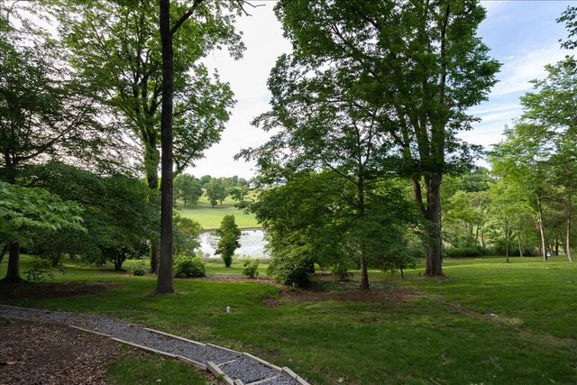 7 Colonel Winstead Dr, Brentwood, TN 37027