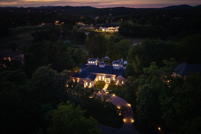 7 Colonel Winstead Dr, Brentwood, TN 37027