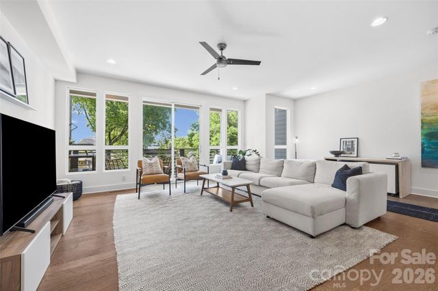 1633 Duckworth Avenue, Charlotte, NC 28208