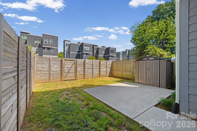 1633 Duckworth Avenue, Charlotte, NC 28208