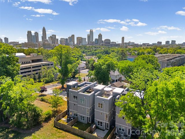 1633 Duckworth Avenue, Charlotte, NC 28208