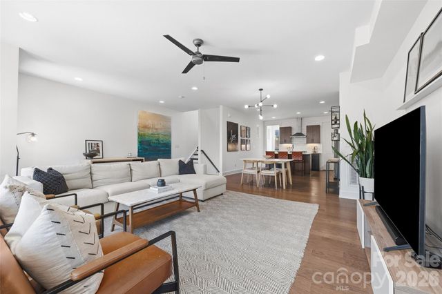 1633 Duckworth Avenue, Charlotte, NC 28208
