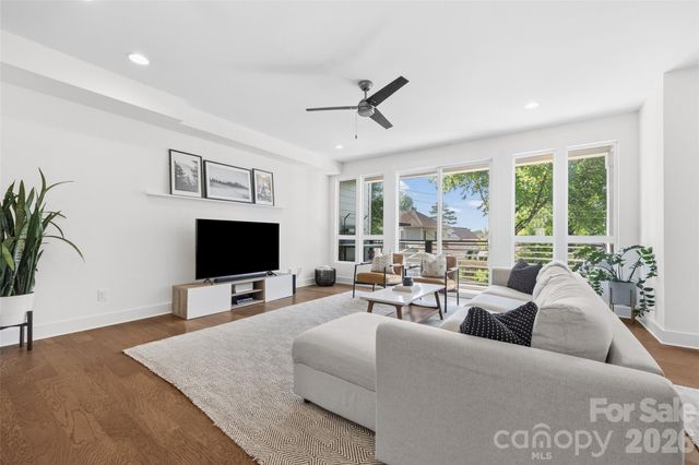 1633 Duckworth Avenue, Charlotte, NC 28208