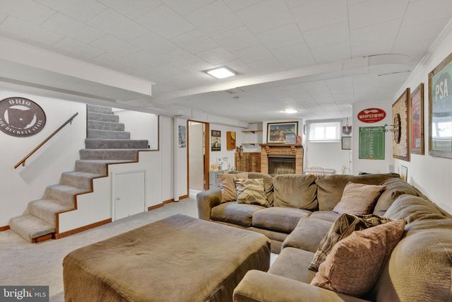3252 HOLLY HILL DR, Falls Church, VA 22042