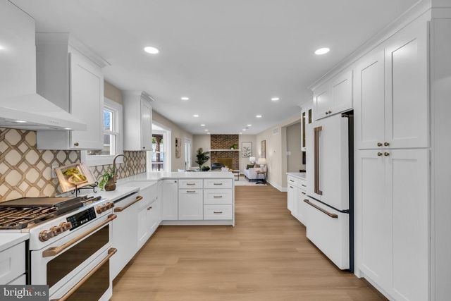 2227 SAND TRAP RD, Jamison, PA 18929