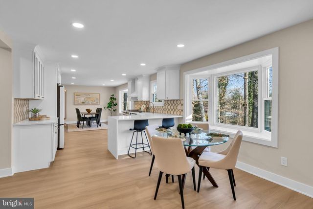 2227 SAND TRAP RD, Jamison, PA 18929