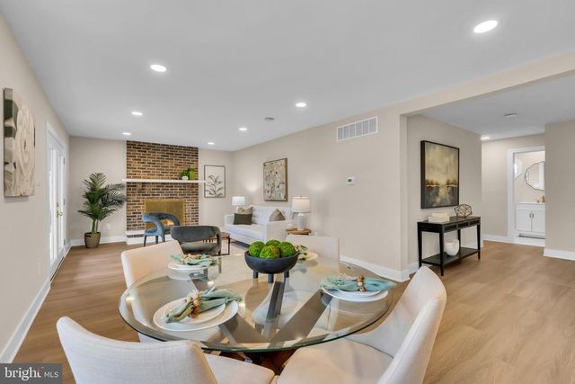 2227 SAND TRAP RD, Jamison, PA 18929