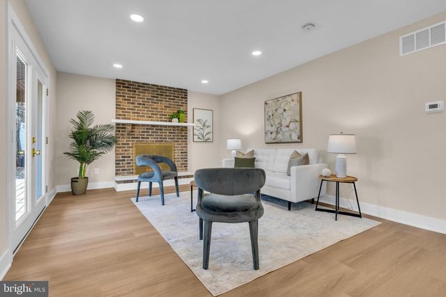 2227 SAND TRAP RD, Jamison, PA 18929