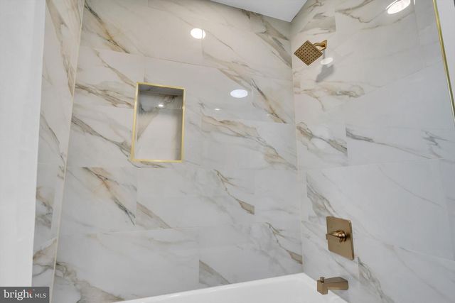 2227 SAND TRAP RD, Jamison, PA 18929