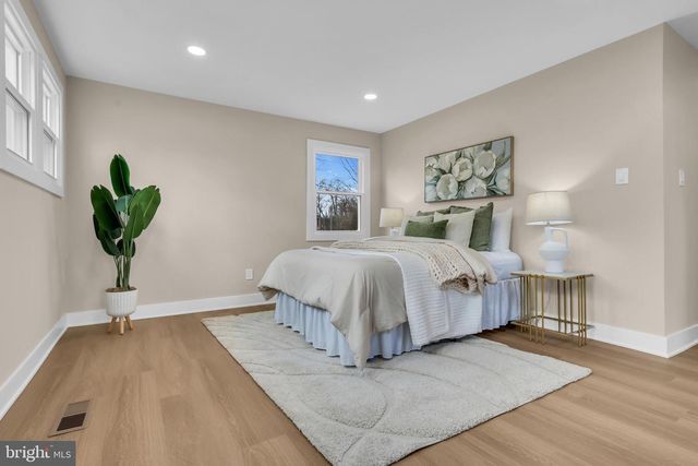 2227 SAND TRAP RD, Jamison, PA 18929