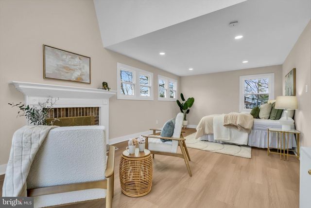 2227 SAND TRAP RD, Jamison, PA 18929