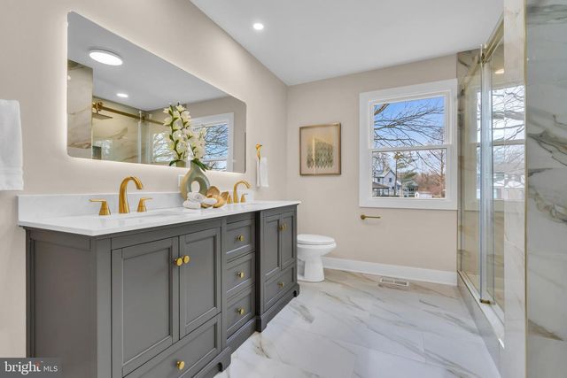 2227 SAND TRAP RD, Jamison, PA 18929