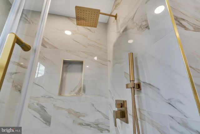 2227 SAND TRAP RD, Jamison, PA 18929