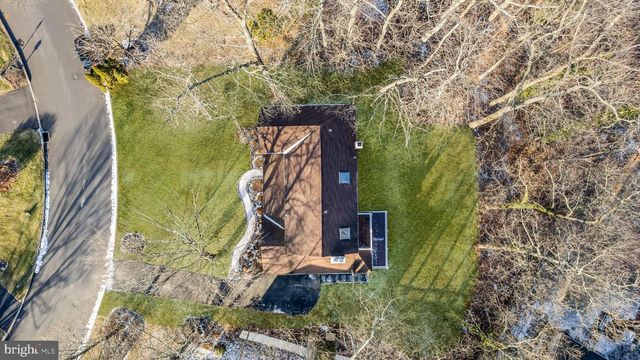 2227 SAND TRAP RD, Jamison, PA 18929