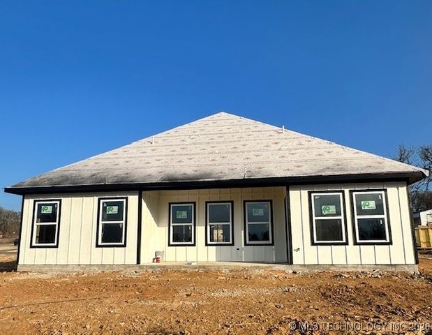 378 Three Mile Road, Durant, OK 74701