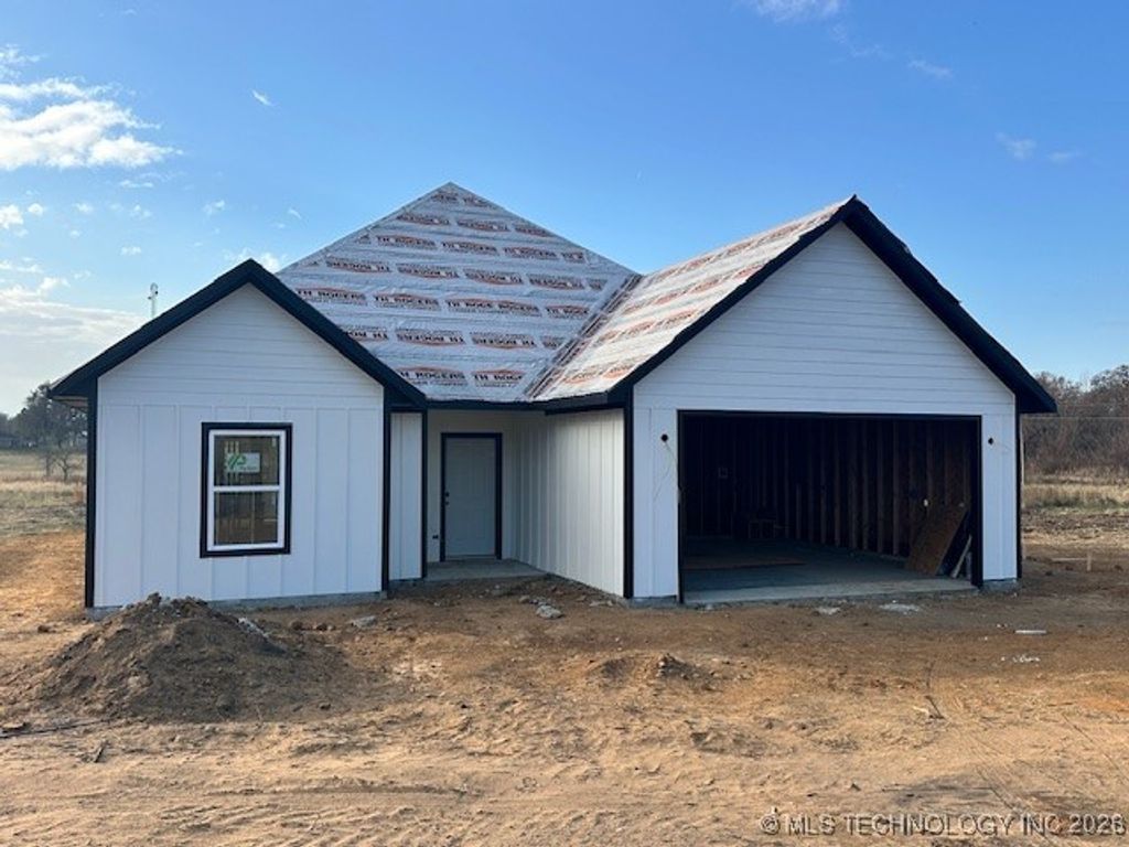 378 Three Mile Road, Durant, OK 74701