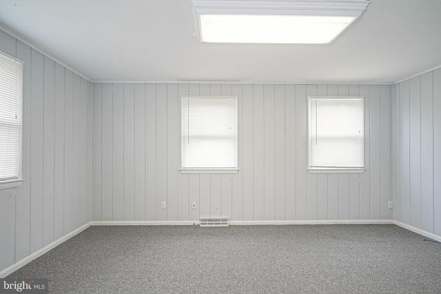 3121 BLACK HORSE PIKE, Turnersville, NJ 08012
