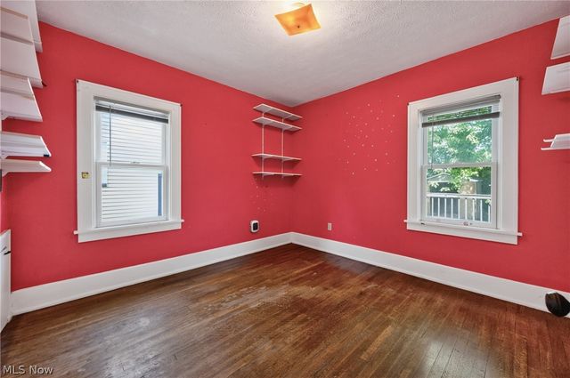 2223 Carabel Avenue, Lakewood, OH 44107