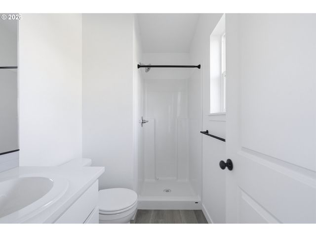 8718 Se Bybee Blvd, Portland, OR 97266